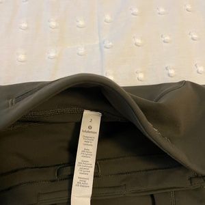 Lulu Lemon Wonder Under Tight w/ Pockets